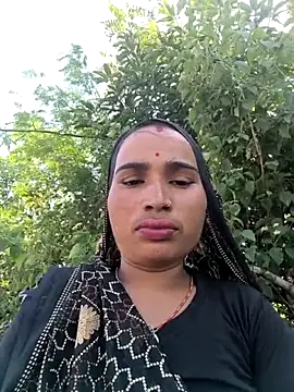 Snapshot of Hot_raaani chatting on September 24, 2025, 8:54 am Hot raaani online show from September 24, 2025, 8:54 am