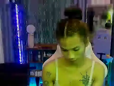 obedient slave4u online show from November 21, 2025, 7:46 pm