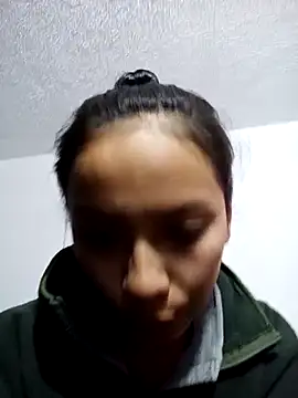 katalina07 1 online show from February 15, 2026, 2:27 pm