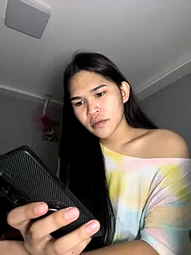 Snapshot of AlianaBlair chatting on November 10, 2025, 4:06 am AlianaBlair online show from November 10, 2025, 4:06 am