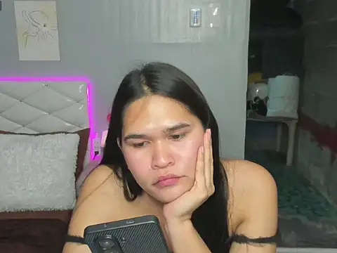 Snapshot of AlianaBlair chatting on October 10, 2025, 6:09 pm AlianaBlair online show from October 10, 2025, 6:09 pm