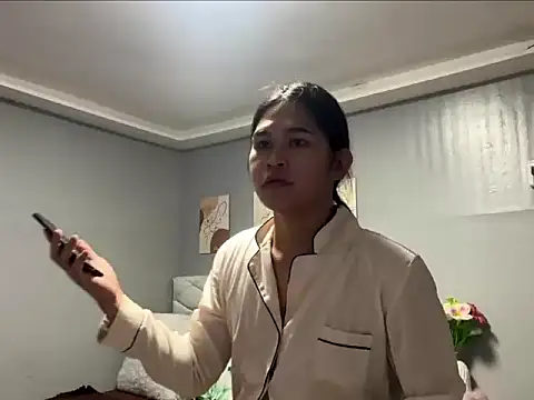 Snapshot of AlianaBlair chatting on October 31, 2025, 1:13 am AlianaBlair online show from October 31, 2025, 1:13 am