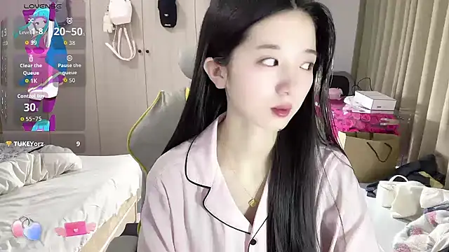 Snapshot of OiOi-666 chatting on March 21, 2026, 3:19 am OiOi-666 online show from March 21, 2026, 3:19 am