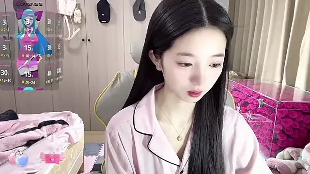 Snapshot of OiOi-666 chatting on February 13, 2026, 1:38 am OiOi-666 online show from February 13, 2026, 1:38 am