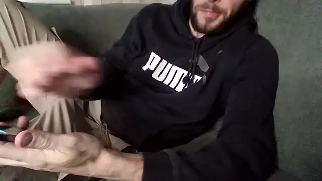 Snapshot of MasterJakeJohns chatting on November 17, 2025, 10:58 pm MasterJakeJohns online show from November 17, 2025, 10:58 pm