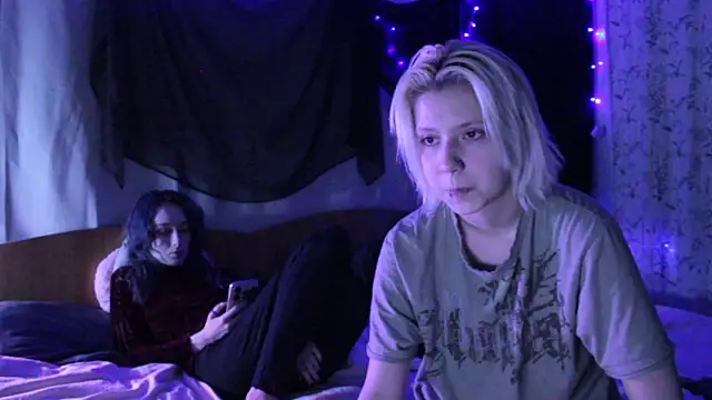 Snapshot of Avny_Loki chatting on October 31, 2025, 2:19 am Avny Loki online show from October 31, 2025, 2:19 am