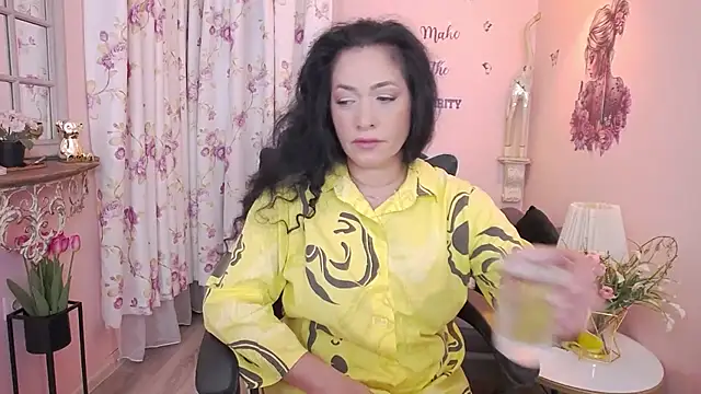 Snapshot of MyLovOne chatting on June 29, 2026, 11:54 am MyLovOne online show from June 29, 2026, 11:54 am
