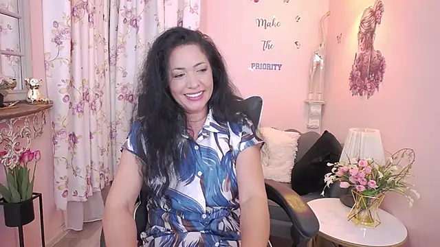 Snapshot of MyLovOne chatting on June 27, 2026, 12:22 pm MyLovOne online show from June 27, 2026, 12:22 pm