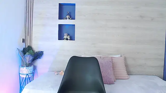  Xamarha  online show from March 4, 2026, 4:15 pm