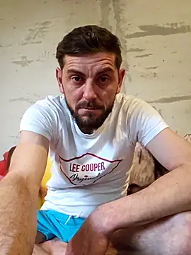 Alex-andru88 online show from March 22, 2026, 10:39 am