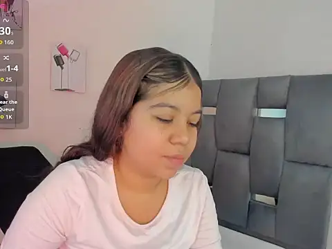 MafeStar777 online show from March 13, 2026, 4:12 pm