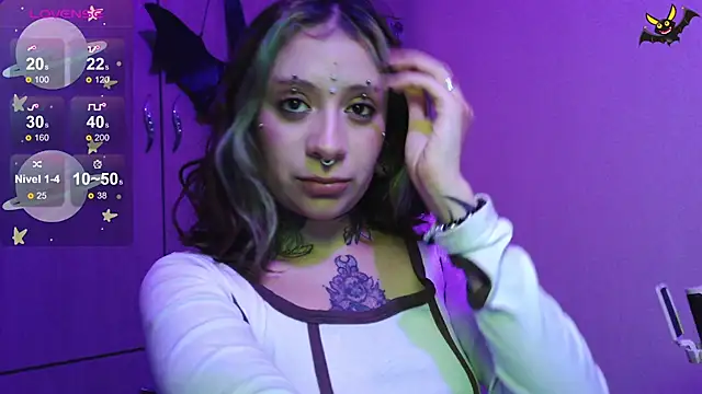 Snapshot of vainilla_doll chatting on April 15, 2026, 1:00 am vainilla doll online show from April 15, 2026, 1:00 am