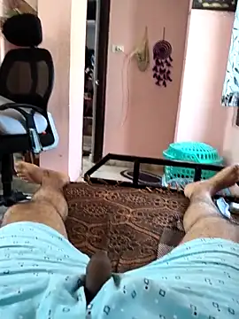 Yourslovingdick online show from November 5, 2025, 7:44 am