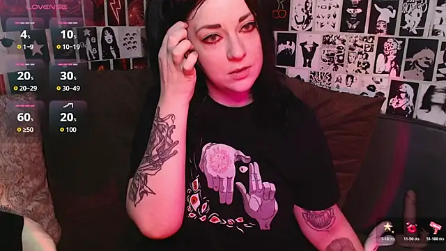 Snapshot of Kvopa chatting on November 23, 2025, 11:48 pm Kvopa online show from November 23, 2025, 11:48 pm