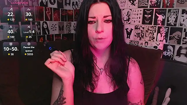 Snapshot of Kvopa chatting on October 9, 2025, 8:09 pm Kvopa online show from October 9, 2025, 8:09 pm