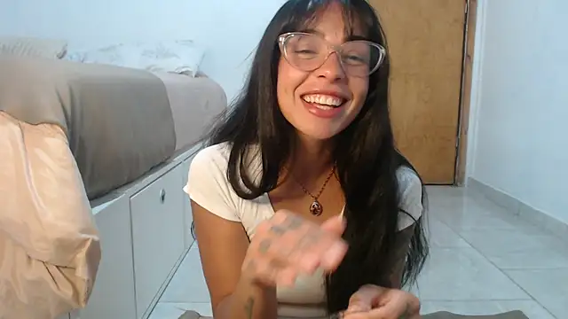 8venus8 online show from October 9, 2025, 12:22 am