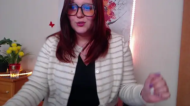 Snapshot of Alisawoods_ chatting on May 31, 2026, 12:33 pm Alisawoods online show from May 31, 2026, 12:33 pm