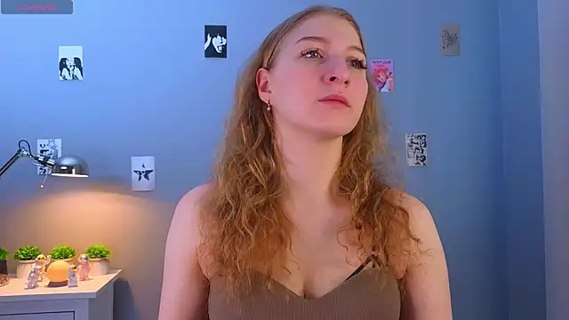 Snapshot of LorettaGladman chatting on October 27, 2025, 4:13 am LorettaGladman online show from October 27, 2025, 4:13 am