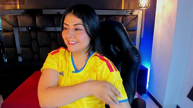 Aniajoness  online show from June 24, 2026, 3:49 am