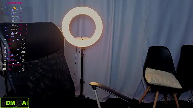 Snapshot of MikaBloom chatting on November 16, 2025, 2:05 am MikaBloom online show from November 16, 2025, 2:05 am