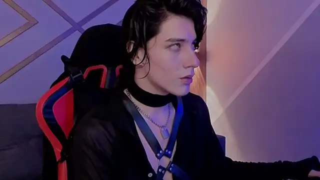 Snapshot of devils_cry chatting on November 13, 2025, 3:54 am devils cry online show from November 13, 2025, 3:54 am