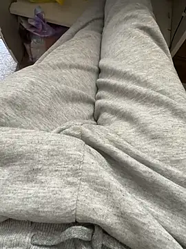 Snapshot of Ersin_meral chatting on October 30, 2025, 12:03 pm Ersin meral online show from October 30, 2025, 12:03 pm