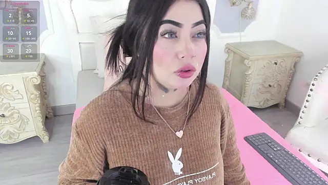 Snapshot of MeganStar__ chatting on November 8, 2025, 12:31 pm MeganStar online show from November 8, 2025, 12:31 pm