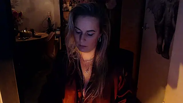 Mrs-Aurora online show from January 15, 2026, 12:36 am