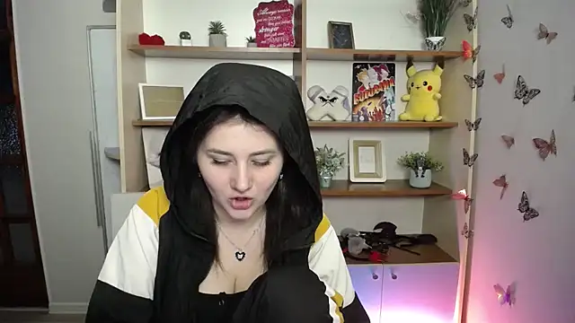 Katrin kiss  online show from April 27, 2026, 12:14 pm