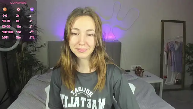 Luna G0ld online show from September 27, 2025, 11:55 pm