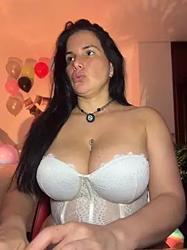 Snapshot of carol_cruz133 chatting on April 30, 2026, 11:42 pm carol cruz133 online show from April 30, 2026, 11:42 pm