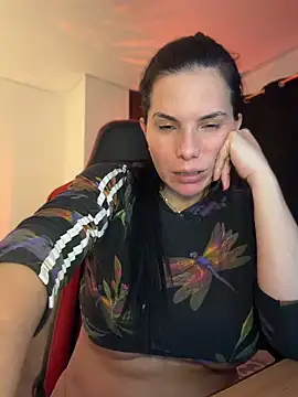Snapshot of carol_cruz133 chatting on May 29, 2026, 11:33 pm carol cruz133 online show from May 29, 2026, 11:33 pm