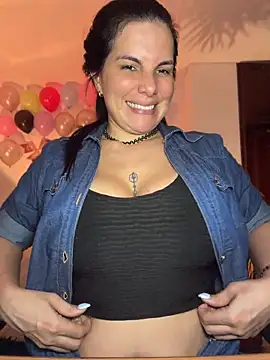 Snapshot of carol_cruz133 chatting on April 28, 2026, 11:31 pm carol cruz133 online show from April 28, 2026, 11:31 pm