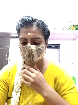 Tamil-Meenu12 online show from May 6, 2026, 6:17 am