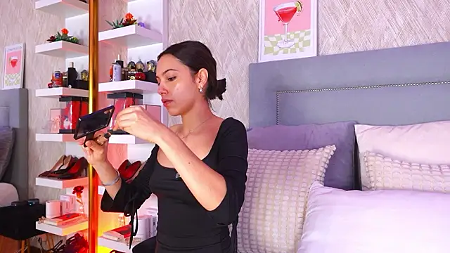 Snapshot of Sofy_Bradd chatting on February 21, 2026, 7:32 am Sofy Bradd online show from February 21, 2026, 7:32 am