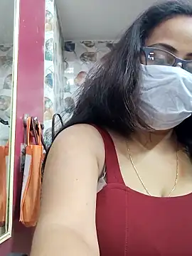 Snapshot of nisha_1110 chatting on March 5, 2026, 2:35 pm nisha 1110 online show from March 5, 2026, 2:35 pm