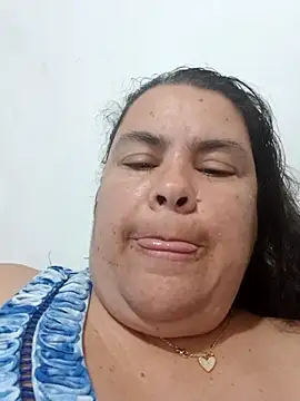 yaneth  online show from November 23, 2025, 11:37 pm