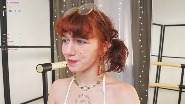 LeelooYolo online show from January 17, 2026, 3:26 pm