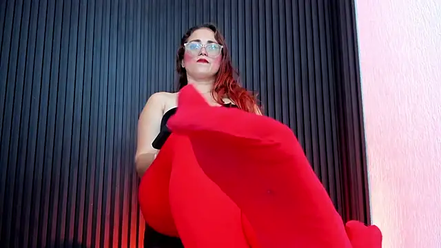 Snapshot of MissKathyfox chatting on December 5, 2025, 6:06 pm MissKathyfox online show from December 5, 2025, 6:06 pm