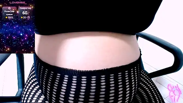 Snapshot of charlothee12 chatting on October 29, 2025, 12:42 am charlothee12 online show from October 29, 2025, 12:42 am