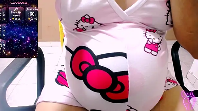 Snapshot of charlothee12 chatting on October 11, 2025, 3:40 am charlothee12 online show from October 11, 2025, 3:40 am