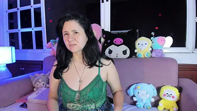 harimoon1 online show from May 4, 2026, 3:21 am