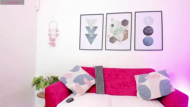 Snapshot of yunna7 chatting on December 1, 2025, 11:33 am yunna7 online show from December 1, 2025, 11:33 am