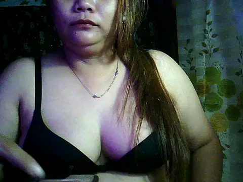 Snapshot of yuana25 chatting on October 4, 2025, 7:54 am yuana25 online show from October 4, 2025, 7:54 am