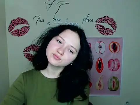 Snapshot of LadyAlice_ chatting on November 6, 2025, 7:12 am LadyAlice online show from November 6, 2025, 7:12 am