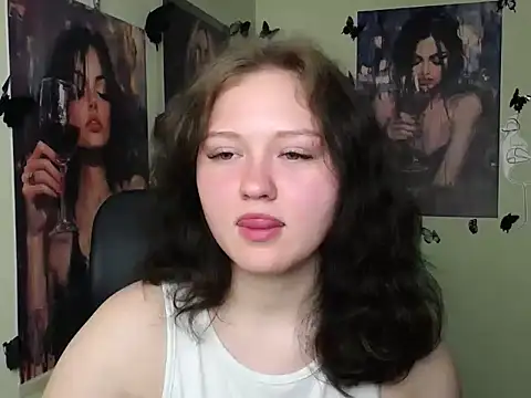 LadyAlice  online show from May 18, 2026, 6:07 am
