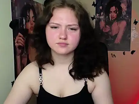 LadyAlice  online show from May 16, 2026, 6:34 am