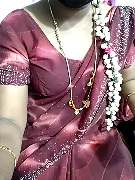 Snapshot of lolida69thamil chatting on February 19, 2026, 5:26 am lolida69thamil online show from February 19, 2026, 5:26 am