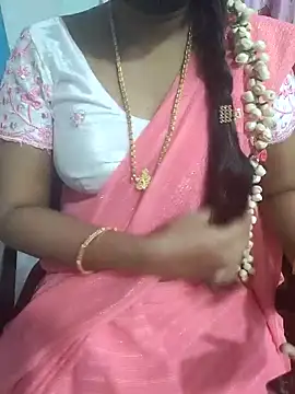 Snapshot of lolida69thamil chatting on March 6, 2026, 5:57 am lolida69thamil online show from March 6, 2026, 5:57 am