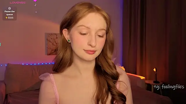 Snapshot of Betty_Twinkle chatting on November 16, 2025, 10:46 pm Betty Twinkle online show from November 16, 2025, 10:46 pm